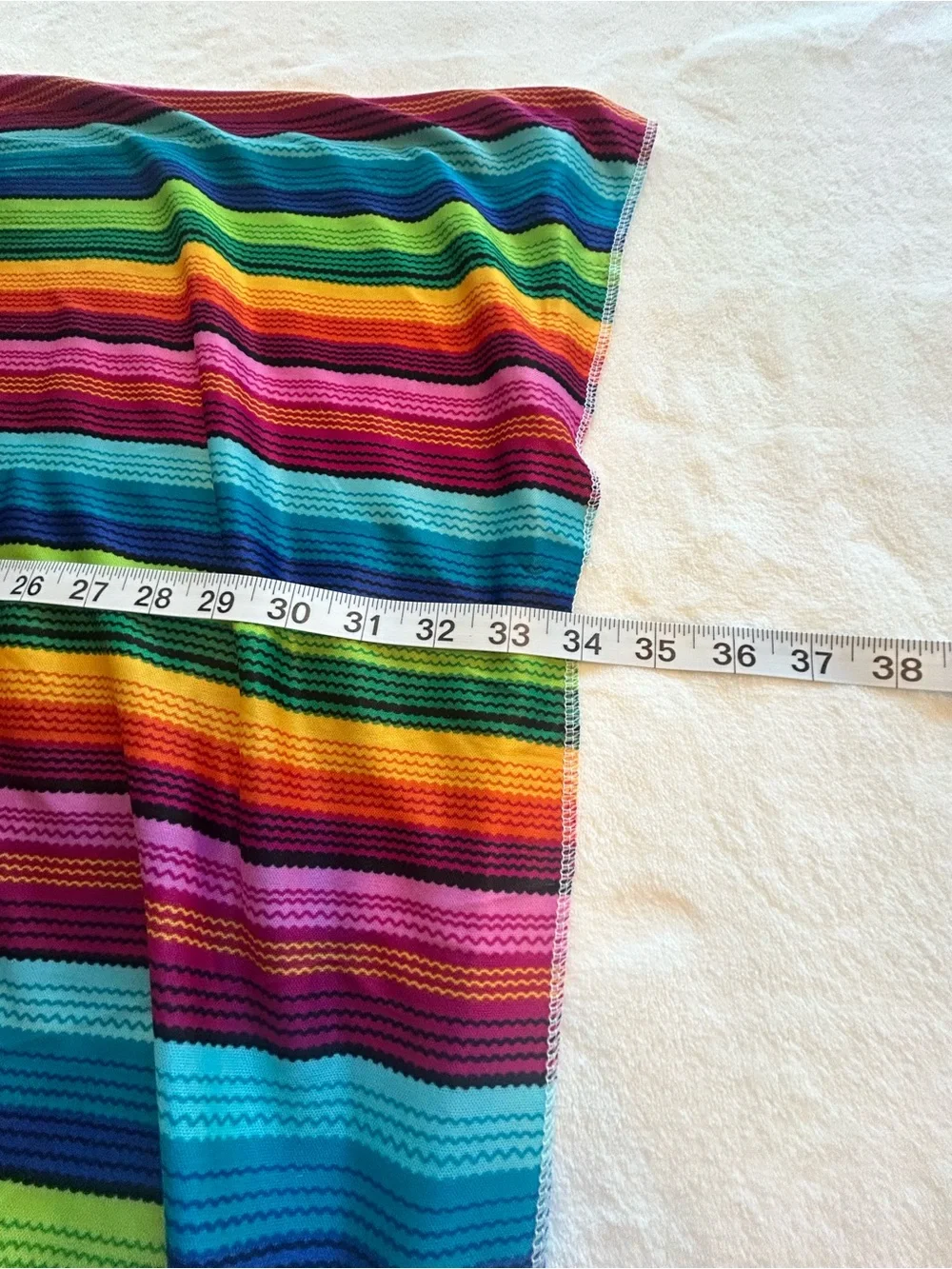 None pinata serape